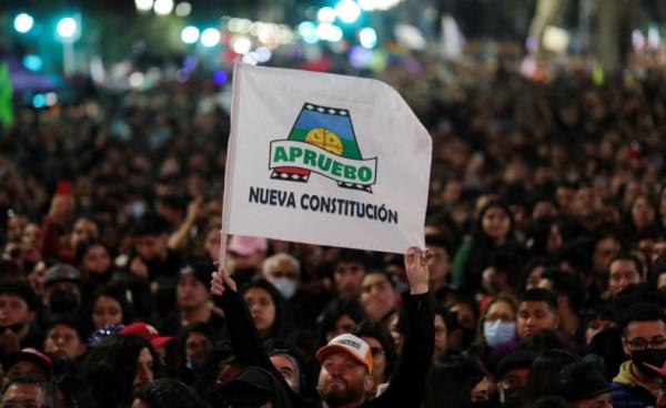 Chile's co<em></em>nstitutional campaigns come to a close ahead of referendum