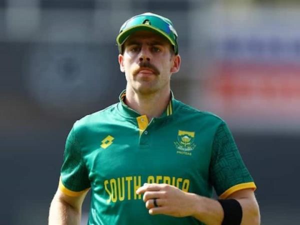 南非Vs澳大利亚快速投球手Anrich Nortje排除了第三场ODI对阵澳大利亚的比赛